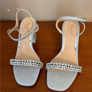 New in original packaging Jewel Badgley Mischka silver heels with rhinestones
